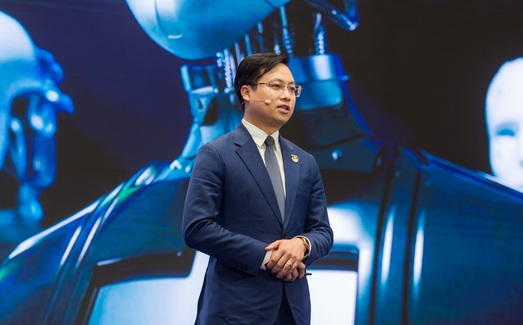 TS Trần Quang Hưng: 1 triệu đô ở Los Angeles "nuôi" đội ngũ 4 người trong 1 năm, nhưng ở Việt Nam thì gây dựng được đội ngũ 10 người mạnh công nghệ trong 2-3 năm