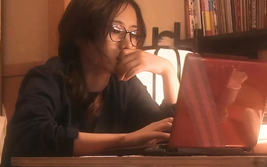 Cắt tiền gửi về quê để trả nợ ngân hàng: Tôi đang bất hiếu hay đang tự cứu mình khỏi sụp đổ tài chính?