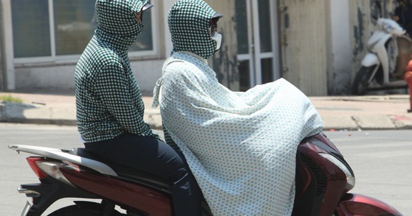 Chị em phụ nữ cẩn thận các loại váy chống nắng mặc trên người khi chạy xe |  Thảo Luận Chung | Otosaigon