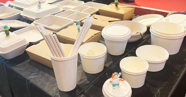 “Cuộc chiến” không cân sức giữa ứng dụng giao đồ ăn và rác thải nhựa: Nỗ lực của GrabFood vẫn chưa hiệu quả, cố gắng mới từ Baemin sẽ khác?