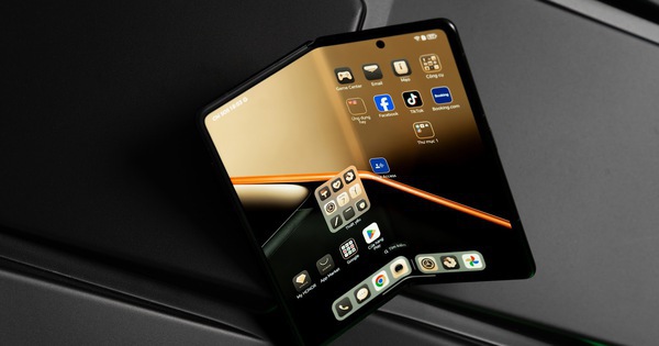 Chính thức lộ diện chiếc smartphone gập mỏng nhất thế giới - HONOR Magic V3: Chỉ 226g, mặt lưng làm từ sợi carbon, nhiều công nghệ đột phá