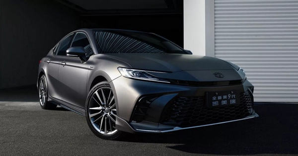 Toyota Camry có thêm bản đặc biệt