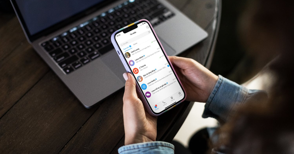 Xịn mịn như Lotus Chat - cài app chat lại được thêm cả "trợ lý" bên cạnh nhắc việc, nhắc lịch