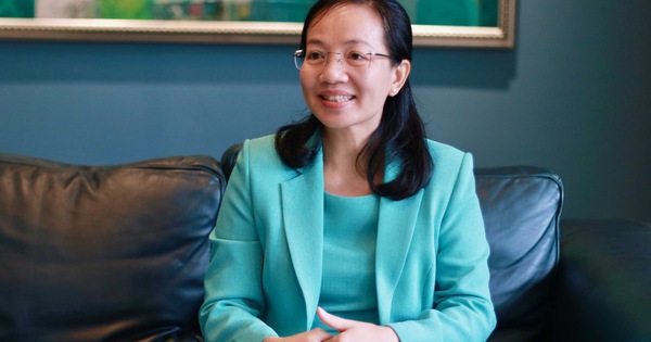 Khởi nghiệp tuổi 50 trên cù lao Bảo, bà chủ VinaEcolife cho công nhân đọc sách hàng ngày, học tâm lý, nói lời hay ý đẹp