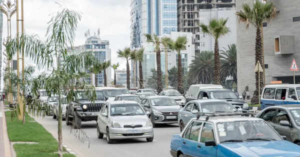 Làm điều chưa đất nước nào dám làm, quốc gia vùng sừng châu Phi chính thức "cấm cửa" xe xăng: Kết quả là "thắng lợi kép" khiến nhiều nước phát triển ngưỡng mộ