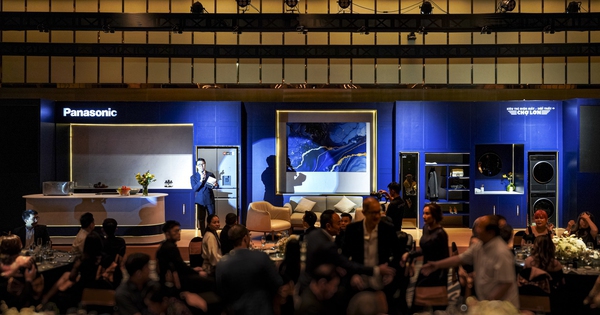 Thương hiệu Nhật gây ấn tượng mạnh với BST dành cho giới thượng lưu