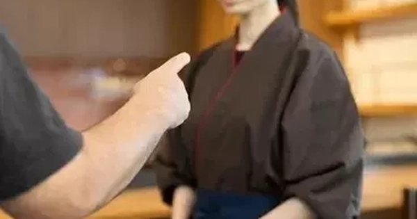 Nhật Bản sẽ cấm khách hàng lớn tiếng với nhân viên