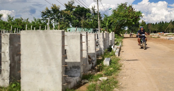 Dự án trăm tỉ dang dở, giăng "bẫy" người dân