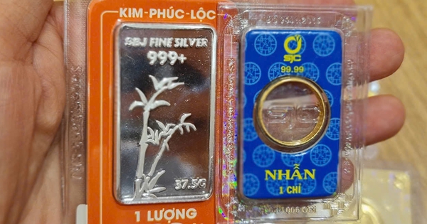 Giá bạc hôm nay 14-10: Tăng không kém giá vàng, bạc Phú Quý vượt xa mốc 2 triệu đồng