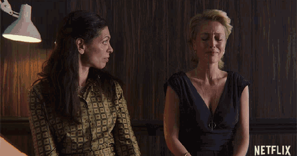 Xem phim Sex Education, tôi nhớ đến ngày chị gái gọi điện cho tôi khóc nức nở: Lý do gây bất ngờ