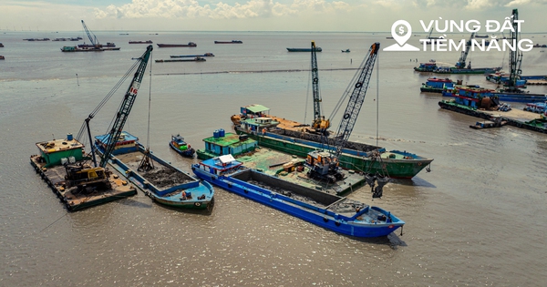 Ngắm cảnh hàng trăm sà lan hoạt động suốt ngày đêm ở đại dự án lấn biển lớn nhất Việt Nam của Vinhomes