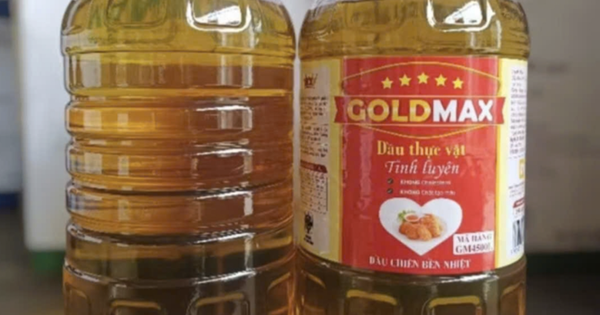 Phát hiện 6 loại dầu ăn giả, kém chất lượng đã bán khắp nơi