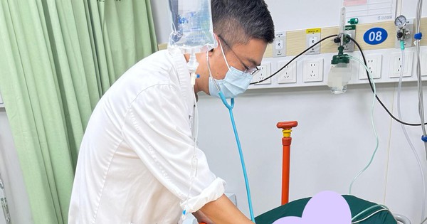 Mỗi ngày đều vỗ nhẹ vào đầu để "khai thông mạch máu", người đàn ông đi khám, nhận kết quả không ngờ