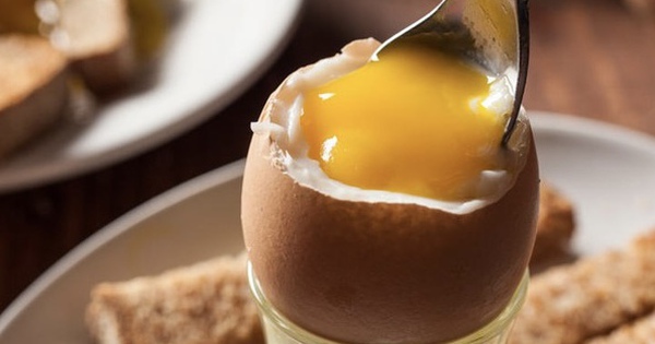 4 kiểu ăn trứng gà SAI CÁCH, vô tình “nuôi” vi khuẩn, gây ung thư lúc nào chẳng hay!