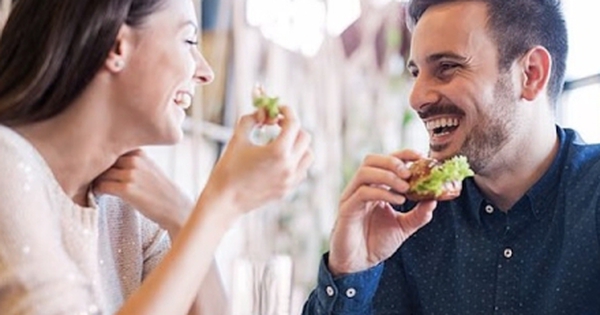 Chuyên gia chỉ ra bí quyết ăn sáng của những người sống thọ trên 100 tuổi