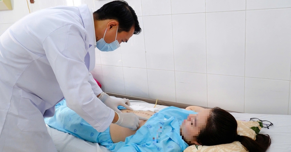 Cô gái trẻ đi khám tổng quát, bác sĩ phát hiện điều bất ngờ trong bụng