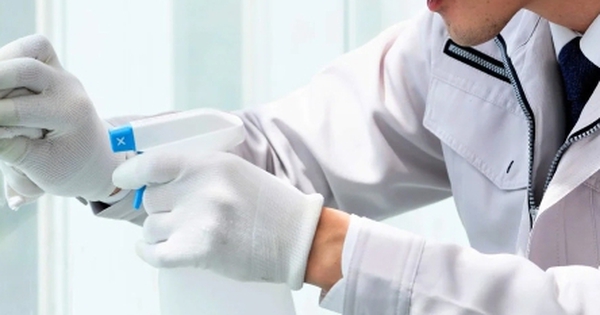 Lao công quét dọn chung cư hóa ra là triệu phú, mỗi năm kiếm 5,3 tỷ đồng