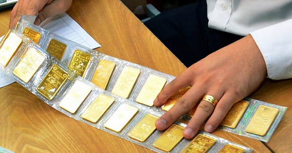 Giá vàng hôm nay, 21-10: Vàng thế giới tăng trở...