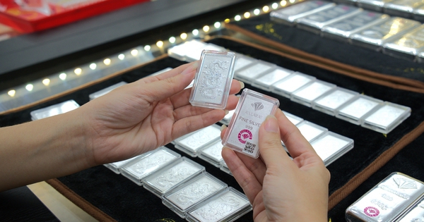 Giá bạc phục hồi