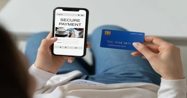 Vì sao lừa đảo biết chính xác số tài khoản ngân hàng, mật khẩu, mã của người dùng?