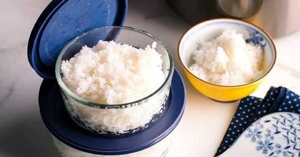 Sai lầm khi bảo quản cơm nguội, biết mà tránh kẻo "rước hoạ"