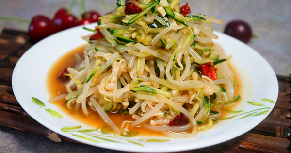 Ngày càng nhiều người mắc ung thư đại tràng? Bác sĩ khuyên: Chớ dại đụng 3 món này để lâu trong tủ lạnh