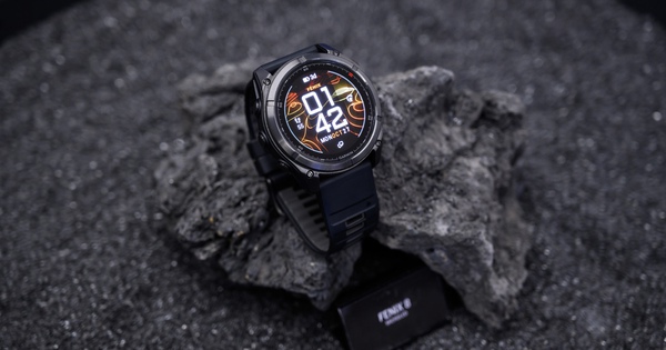 Garmin fēnix 8 MicroLED: ‘Kỳ quan hiển thị’ gần 55 triệu của Garmin có gì?