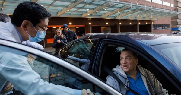 Thí nghiệm ghép thận lợn trên người ở Mỹ lập kỷ lục: Bệnh nhân sống khỏe 271 ngày trước khi phải cắt bỏ tạng, quay lại lọc máu