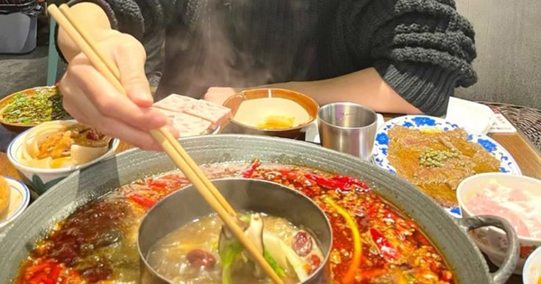 Người đàn ông suýt chết vì suy tim và phù phổi, bác sĩ cảnh báo: 8 nhóm người cẩn trọng khi ăn lẩu!