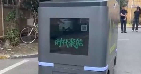 Thượng Hải thử nghiệm robot sạc di động