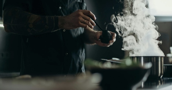 5 thói quen khi ĂN khiến bạn sớm ĐOẢN THỌ: Đường tới nghĩa địa chưa bao giờ gần thế!