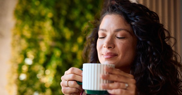 Phát hiện loại đồ uống là "cứu tinh" cho tim mạch, ngăn ngừa đột quỵ: Không phải trà hay cà phê