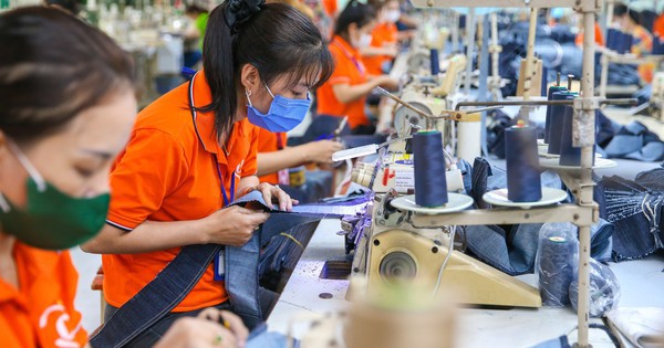 Tăng lương tối thiểu vùng từ 1-1-2026: Đã tính đến bối cảnh kinh tế - xã hội