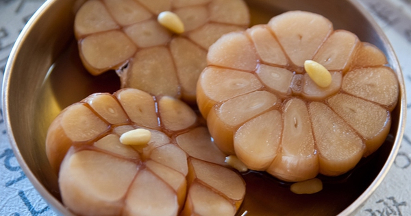 9 thực phẩm có đặc tính chống ung thư tự nhiên, ăn thường xuyên và tế bào ung thư sẽ "không có cửa ghé thăm"