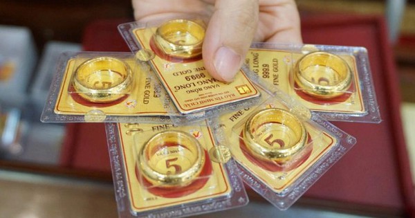 Một nam thanh niên sinh năm 2007 đã mang 30 cây vàng đi bán chỉ vì nghe thông tin này