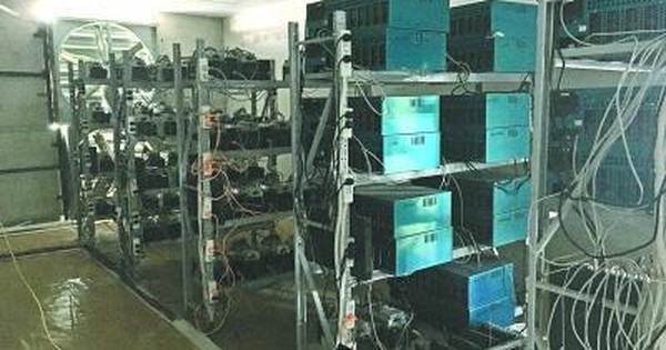 Đột kích căn hộ cho thuê có 80 chiếc máy tính hoạt động 24/24, phát hiện bí mật động trời sau số tiền điện hơn 2,2 tỷ đồng/năm