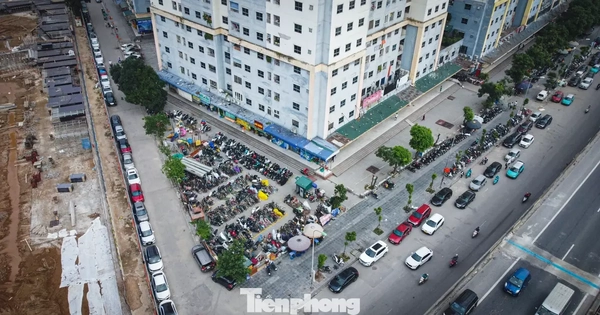 Hà Nội lắp camera phạt nguội, "phố 120 m" vẫn thành bãi đỗ xe khổng lồ