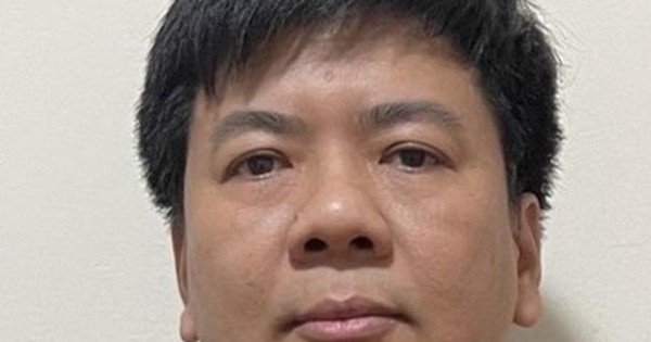 Thủ đoạn "thổi" vốn điều lệ từ 32 tỷ lên gần 1....