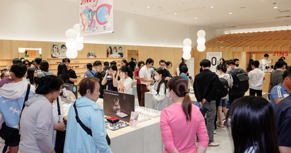 Khi kiến trúc Machiya và lối sống Việt giao thoa: JINS mở rộng mạng lưới tại TP.HCM