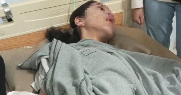 Người phụ nữ qua đời vì ung thư dạ dày, bác sĩ điều trị than thở: 3 thói xấu trước khi ngủ đã hại bà, nhắc không chịu bỏ!