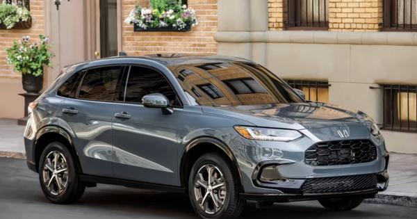 Lần đầu tiên trong 20 năm, Honda Motor rớt khỏi...