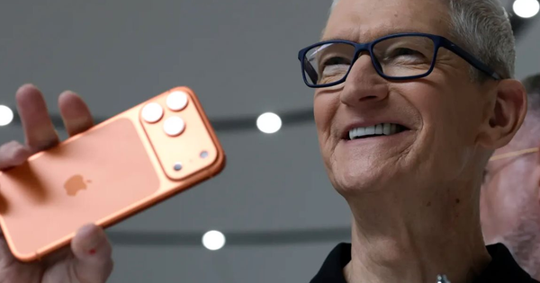 Lần đầu tiên sau 14 năm, Apple vượt Samsung về sản lượng điện thoại