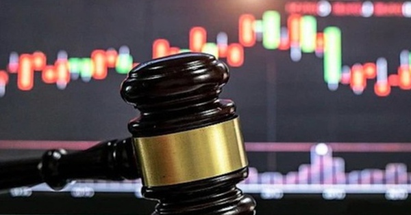 Doanh nghiệp chứng khoán, bất động sản liên tiếp nhận trát phạt từ UBCKNN