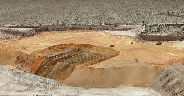 Đất hiếm - Cuộc chiến "vàng công nghiệp"(*): Những nút thắt cổ chai