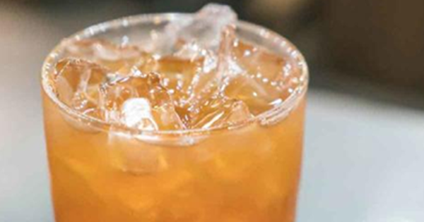 Loại nước "phá gan" chẳng kém rượu nhưng được coi là lành mạnh hơn, cả người lớn lẫn trẻ em đều thích