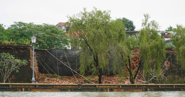 Thông tin chính thức về sự cố sập 15 m tường Hoàng thành Huế