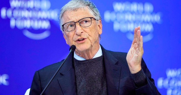 Tuyên bố "quay xe" gây chấn động của Bill Gates khiến giới chuyên gia nghi ngờ về việc "rút lui trong im lặng" trong cuộc chiến chống biến đổi khí hậu