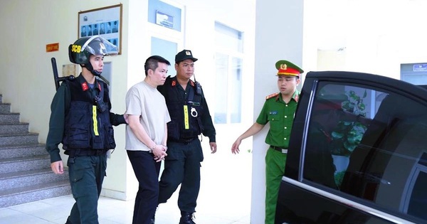 Bắt giam chồng Đoàn Di Băng về sản xuất, buôn bán hàng giả