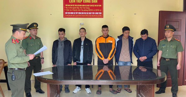 Bắt Trần Tấn và 4 đồng phạm tạo lập, quản lý gần 300 website khiêu dâm