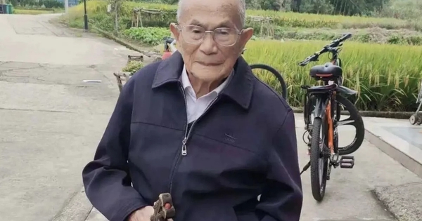 2 thói quen ăn uống “lạ lùng” của người đàn ông 111 tuổi